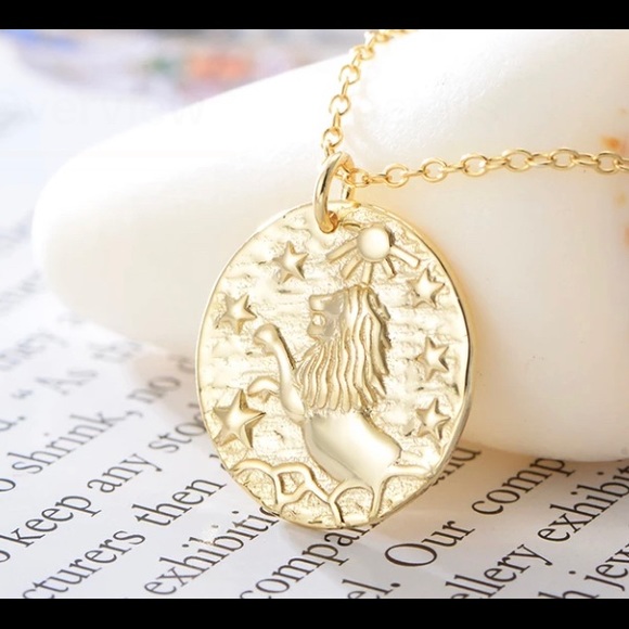 Jewelry - 925 Sterling Silver Medallion Necklace 18 inch